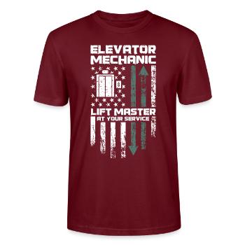 Elevator Mechanic - Aufzug Fahrstuhl Aufzugmonteur - Stanley/Stella CRAFTER Unisex Organic T-Shirt - burgundy - Front - Alina (178cm) & Michal (187cm)