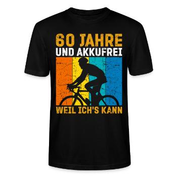60. Geburtstag: Stolz, Akkufrei & Fahrradliebend! - Stanley/Stella Unisex Bio-T-Shirt CRAFTER - Schwarz - Vorne - Alina (178cm) & Michal (187cm)