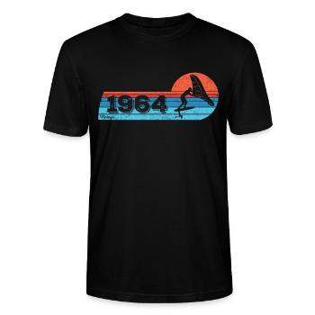 Wingfoil Surfer Anniversaire Millésime 1964 Né - T-shirt bio CRAFTER Stanley Stella Unisexe - noir - Devant - Alina (178cm) & Michal (187cm)