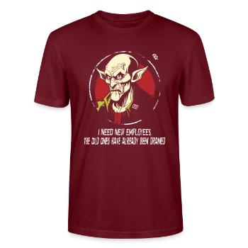 Employés recherchés : Nosferatu CEO Vampire - T-shirt bio CRAFTER Stanley Stella Unisexe - bordeaux - Devant - Alina (178cm) & Michal (187cm)