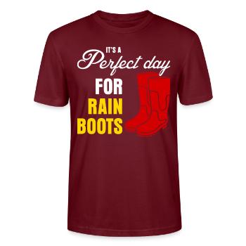 Rain Boots - Stanley/Stella CRAFTER Unisex Organic T-Shirt - burgundy - Front - Alina (178cm) & Michal (187cm)