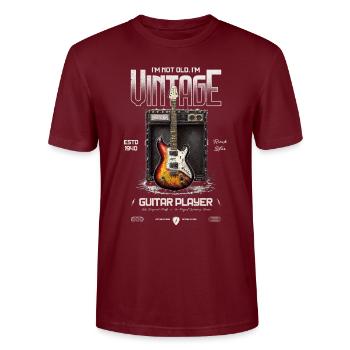 I'm Not Old I'm Vintage Retro 1940 Guitar Player - Stanley/Stella CRAFTER Unisex Organic T-Shirt - burgundy - Front - Alina (178cm) & Michal (187cm)