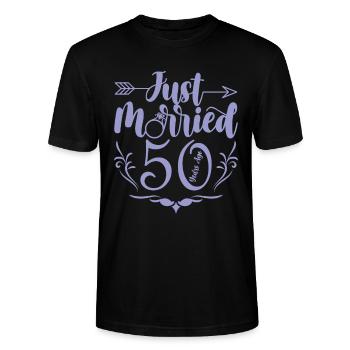 50 ans de mariage ! Noces d’or - T-shirt bio CRAFTER Stanley Stella Unisexe - noir - Devant - Alina (178cm) & Michal (187cm)