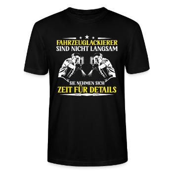 Fahrzeuglackierer sind nicht langsam Lackierer - Stanley/Stella Unisex Bio-T-Shirt CRAFTER - Schwarz - Vorne - Alina (178cm) & Michal (187cm)