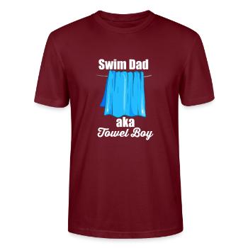 Swim Dad aka Towel Boy Schwimmsport Schwimm Vater - Stanley/Stella Unisex Bio-T-Shirt CRAFTER - Burgunderrot - Vorne - Alina (178cm) & Michal (187cm)