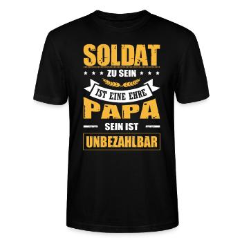 Soldat Zu Sein Ist Eine Ehre Papa Sein Unbezahlbar - Stanley/Stella Unisex Bio-T-Shirt CRAFTER - Schwarz - Vorne - Alina (178cm) & Michal (187cm)