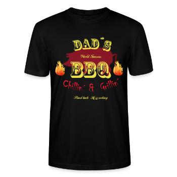 Dad ́s Famous BBQ Chillin ́ & Grillin ́ - Stanley/Stella CRAFTER Unisex Organic T-Shirt - black - Front - Alina (178cm) & Michal (187cm)