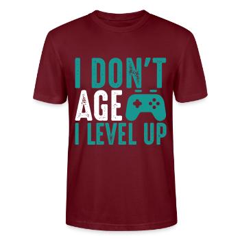 Geburtstag Gamer Gamer - Stanley/Stella Unisex Bio-T-Shirt CRAFTER - Burgunderrot - Vorne - Alina (178cm) & Michal (187cm)