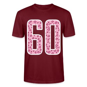 60 Jahre 60er Geschenkidee - Stanley/Stella Unisex Bio-T-Shirt CRAFTER - Burgunderrot - Vorne - Alina (178cm) & Michal (187cm)