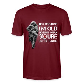 Military Sniper - Stanley/Stella CRAFTER Unisex Organic T-Shirt - burgundy - Front - Alina (178cm) & Michal (187cm)