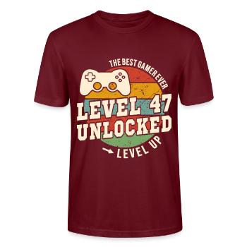 Level 47 unlocked - 47th anniversary - Stanley/Stella CRAFTER Unisex Organic T-Shirt - burgundy - Front - Alina (178cm) & Michal (187cm)