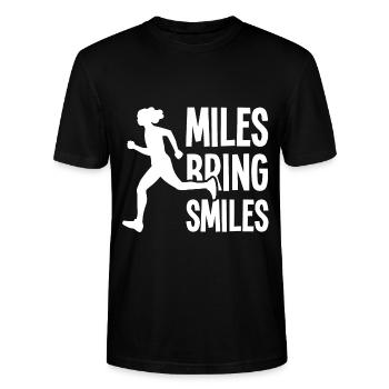Miles Bring Smiles - Running Saying - Stanley/Stella CRAFTER Unisex Organic T-Shirt - black - Front - Alina (178cm) & Michal (187cm)