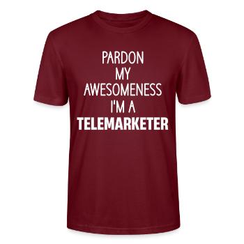 Pardon my awesomeness, I'm a - Stanley/Stella CRAFTER Unisex Organic T-Shirt - burgundy - Front - Alina (178cm) & Michal (187cm)
