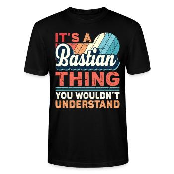 Name Bastian Geschenk Geburtstag Namenstag - Stanley/Stella Unisex Bio-T-Shirt CRAFTER - Schwarz - Vorne - Alina (178cm) & Michal (187cm)