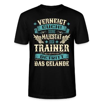 Trainer Geschenk Lustige Sprüche - Stanley/Stella Unisex Bio-T-Shirt CRAFTER - Schwarz - Vorne - Alina (178cm) & Michal (187cm)