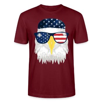 USA eagle with headscarf - Stanley/Stella CRAFTER Unisex Organic T-Shirt - burgundy - Front - Alina (178cm) & Michal (187cm)