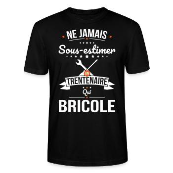 Sous-estimer un trentenaire qui bricole - T-shirt bio CRAFTER Stanley Stella Unisexe - noir - Devant - Alina (178cm) & Michal (187cm)