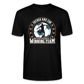 Father and Son - Never Change A Winning Team - Stanley/Stella Unisex Bio-T-Shirt CRAFTER - Schwarz - Vorne - Alina (178cm) & Michal (187cm)