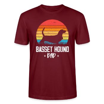 Basset Hound - Stanley/Stella CRAFTER Unisex Organic T-Shirt - burgundy - Front - Alina (178cm) & Michal (187cm)