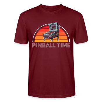 Vintage Retro Pinball Time Pinball Machine - Stanley/Stella CRAFTER Unisex Organic T-Shirt - burgundy - Front - Alina (178cm) & Michal (187cm)