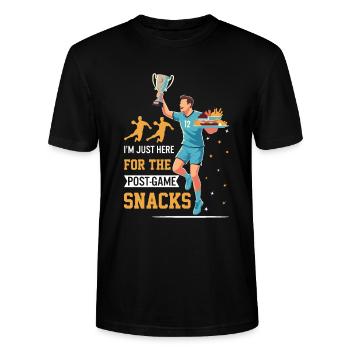 Je suis juste ici pour les collations d’après-match ! - T-shirt bio CRAFTER Stanley Stella Unisexe - noir - Devant - Alina (178cm) & Michal (187cm)