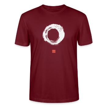 EnsoKraft Enso White - Stanley/Stella CRAFTER Unisex Organic T-Shirt - burgundy - Front - Alina (178cm) & Michal (187cm)
