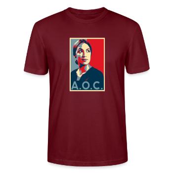AOC für Präsident 2024 Alexandria Ocasio-Cortez - Stanley/Stella Unisex Bio-T-Shirt CRAFTER - Burgunderrot - Vorne - Alina (178cm) & Michal (187cm)