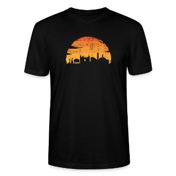 Sunset Skyline Silhouette - Stanley/Stella CRAFTER Unisex Organic T-Shirt - black - Front - Alina (178cm) & Michal (187cm)