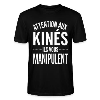 Vorsicht vor den Physiotherapeuten, sie manipulieren dich - Stanley/Stella Unisex Bio-T-Shirt CRAFTER - Schwarz - Vorne - Alina (178cm) & Michal (187cm)