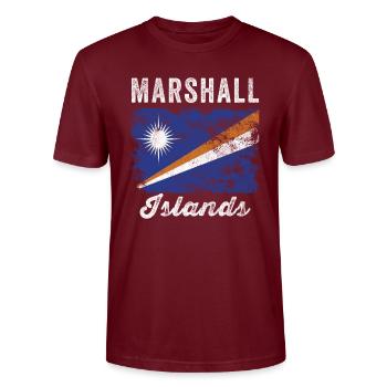 Marshall Islands Flag Distressed - Stanley/Stella CRAFTER Unisex Organic T-Shirt - burgundy - Front - Alina (178cm) & Michal (187cm)