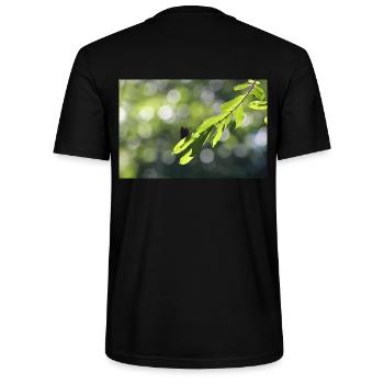 Calopteryx hinter dem Blatt - Stanley/Stella Unisex Bio-T-Shirt CRAFTER - Schwarz - Hinten - Michal (187cm)