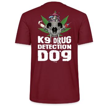 Hund Polizei Diensthund Drogen - Stanley/Stella Unisex Bio-T-Shirt CRAFTER - Burgunderrot - Hinten - Michal (187cm)