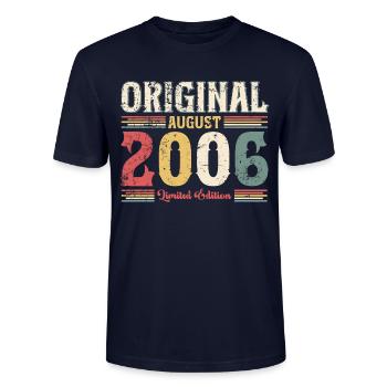18ème anniversaire original août 2006 né en 2006 - T-shirt bio CRAFTER Stanley Stella Unisexe - marine - Devant - Alina (178cm) & Michal (187cm)