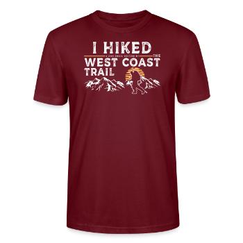 Randonnée pédestre - Sentier de la côte ouest - T-shirt bio CRAFTER Stanley Stella Unisexe - bordeaux - Devant - Alina (178cm) & Michal (187cm)