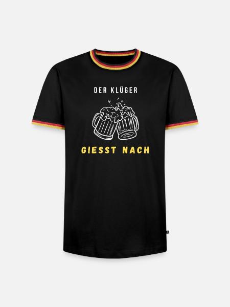 Stoßende Bierkrüge Grafik - Männer Kontrast-T-Shirt - Schwarz/Dreifarbig