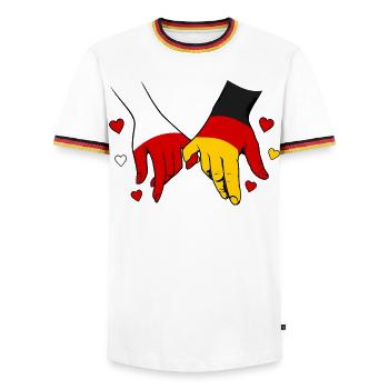Polen_Deutschland_Flagge_Händehalten - Männer Kontrast-T-Shirt - Weiß/Dreifarbig - Vorne - AI Model Female 172 light (172cm) & AI Model Male 185 light (185cm)