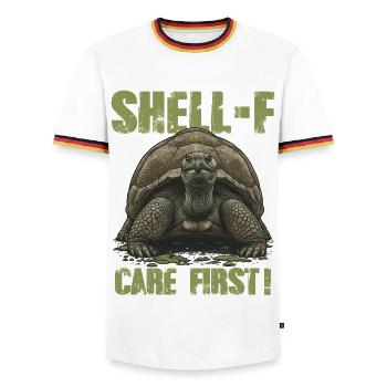 Turtle Shell-f Care First Humor - Männer Kontrast-T-Shirt - Weiß/Dreifarbig - Vorne - AI Model Female 172 light (172cm) & AI Model Male 185 light (185cm)