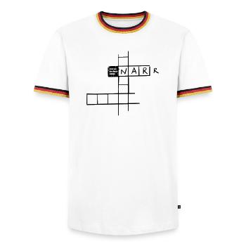 Irrer mit 3 Buchstaben - Männer Kontrast-T-Shirt - Weiß/Dreifarbig - Vorne - AI Model Female 172 light (172cm) & AI Model Male 185 light (185cm)