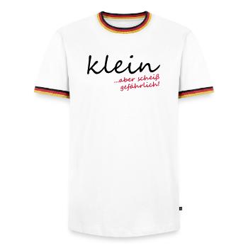 Klein aber scheiß gefährlich! - Männer Kontrast-T-Shirt - Weiß/Dreifarbig - Vorne - AI Model Female 172 light (172cm) & AI Model Male 185 light (185cm)