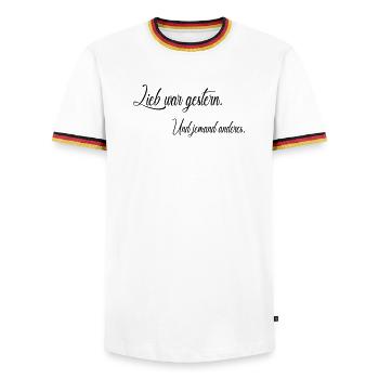 Lieb war gestern - Männer Kontrast-T-Shirt - Weiß/Dreifarbig - Vorne - AI Model Female 172 light (172cm) & AI Model Male 185 light (185cm)