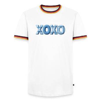 XOXO Patchwork Look mit Stoff Optik - Männer Kontrast-T-Shirt - Weiß/Dreifarbig - Vorne - AI Model Female 172 light (172cm) & AI Model Male 185 light (185cm)