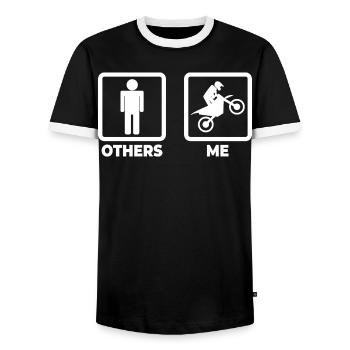 Motocross Strichfiguren - Männer Kontrast-T-Shirt - Schwarz/Weiß - Vorne - AI Model Female 172 light (172cm) & AI Model Male 178 light (178cm)