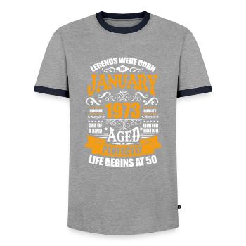 Janvier 1973 - T-shirt contrasté Homme - gris/marine  - Devant - AI Model Female 172 light (172cm) & AI Model Male 178 light (178cm)