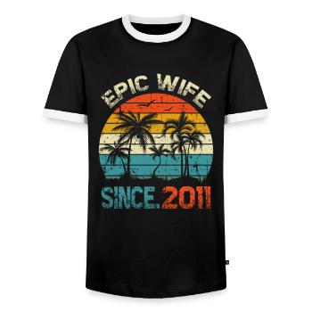 Epic Wife seit 2011/ seit 2010/ 10 Jahre verheiratet - Männer Kontrast-T-Shirt - Schwarz/Weiß - Vorne - AI Model Female 172 light (172cm) & AI Model Male 178 light (178cm)