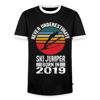 Never Underestimate Ski Jumper born in 2019 - Männer Kontrast-T-Shirt - Schwarz/Weiß - Vorne - AI Model Female 172 light (172cm) & AI Model Male 178 light (178cm)