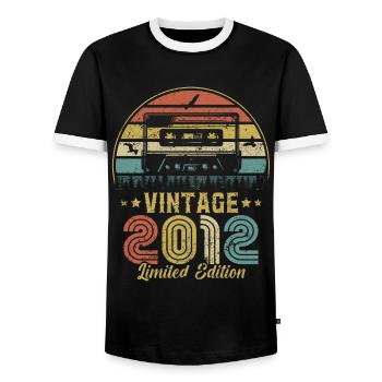 Vintage-Kassette 2012 - Männer Kontrast-T-Shirt - Schwarz/Weiß - Vorne - AI Model Female 172 light (172cm) & AI Model Male 178 light (178cm)
