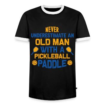 Ne sous-estimez jamais le vieil homme avec une pagaie de pickleball - T-shirt contrasté Homme - noir/blanc - Devant - AI Model Female 172 light (172cm) & AI Model Male 178 light (178cm)