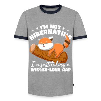 Je fais juste une sieste hivernale Panda roux - T-shirt contrasté Homme - gris/marine  - Devant - AI Model Female 172 light (172cm) & AI Model Male 178 light (178cm)