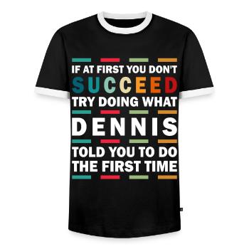 DENNIS Nom Personnalisé Drôle Noël d’anniversaire - T-shirt contrasté Homme - noir/blanc - Devant - AI Model Female 172 light (172cm) & AI Model Male 178 light (178cm)