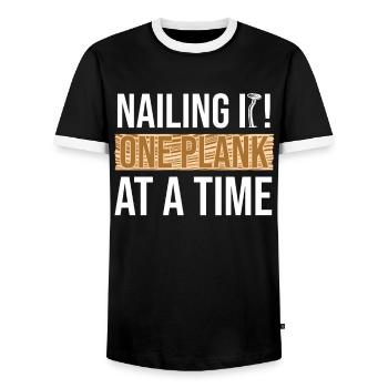 charpentier, charpentier, menuisier, charpentier, - T-shirt contrasté Homme - noir/blanc - Devant - AI Model Female 172 light (172cm) & AI Model Male 178 light (178cm)